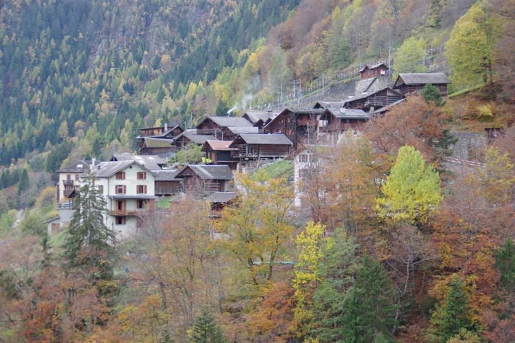 La Cabane De L'Homme Tranquille Le Tretien Exterior foto